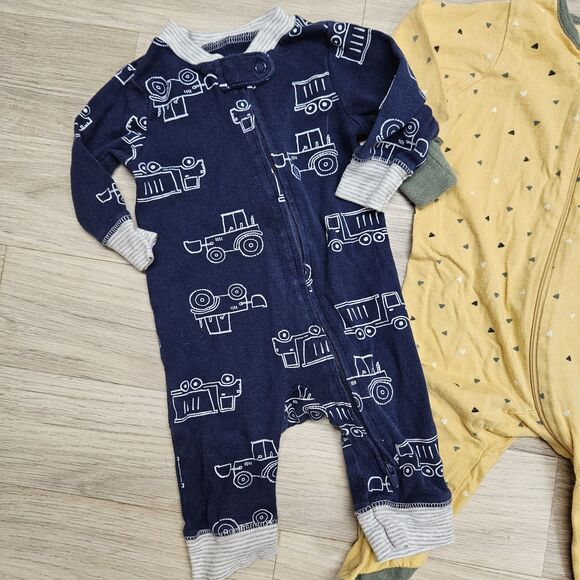 Gerber Baby Boy Sleeper Pajamas Trucks Vehicles Size 3 Months - Picture 3 of 9